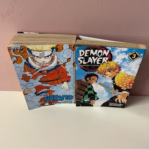 Naruto & Demon Slayer Paperback Books EUC - Picture 4 of 14